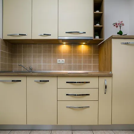 Pirun Apartment