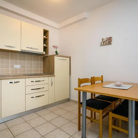 Apartment Pirun