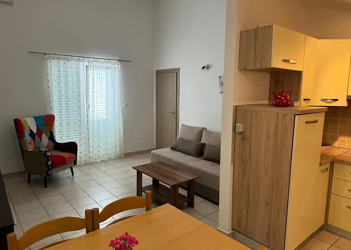 Pirun Apartment
